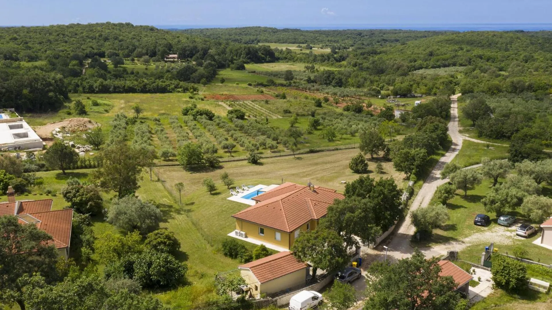 Attractive Villa In Sorici With Swimming Pool 0*,  Chorvatsko